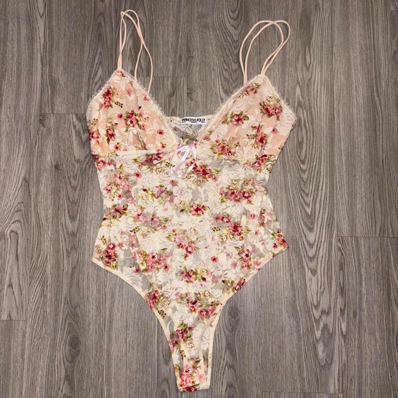 Princess Polly Amessa Floral Lace Bodysuit Tank Top - Picture 3 of 8